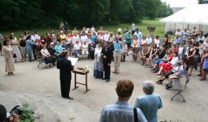 Svatebčanů bylo jak much