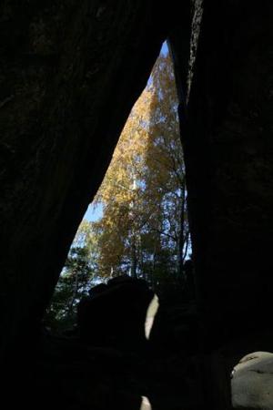 Průchod pod Partyzánem