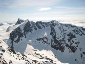 Soleitind, Austabotstind