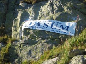 Kdo že nám to tu opravuje chodníky