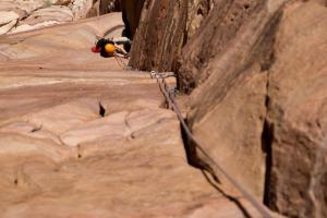 2. délka Catfish corner (6c), Kačka drtí prstovku