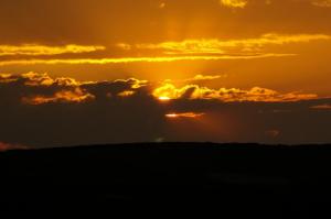 Svatbu roku završil kýčovitý západ Matahari uLuční