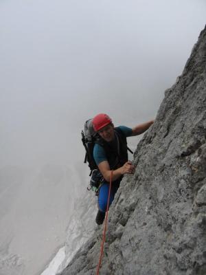 12-Jindra prekonava exp. misto.JPG