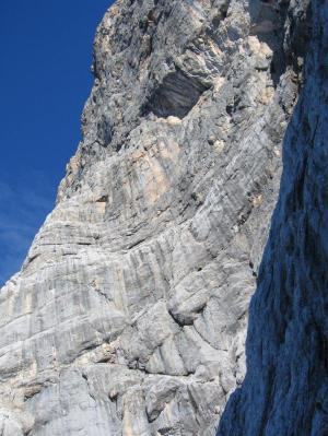 06-A pohled jizni stemnou nahoru.JPG