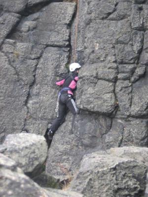 Alča se hlemzá nahoru