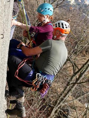 Happy vypomáhá Kati