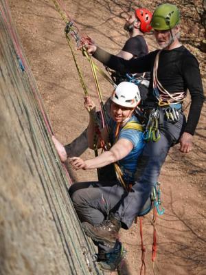 Slaňování ve 2je obtížné,uvolnit presku majstrštyk