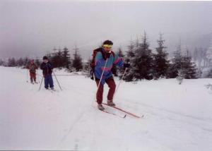 S Míšou a Bárou na běžkách v Jizerských horách