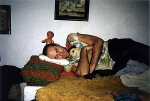 Mukařov: Víš s kým spíš?