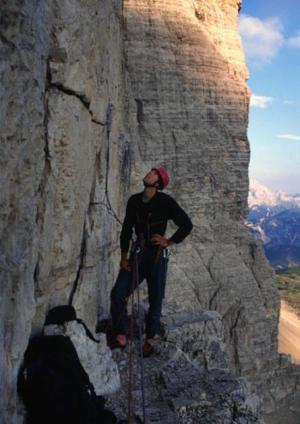 Nástup Comiciho cesty v severní stěně Cima Grande