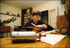 Hanka opravuje vařič