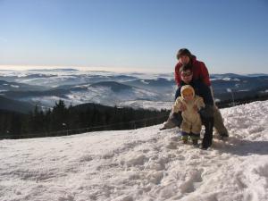 Se Zuzou, Hugem a Pionýrem na Dvoračkách